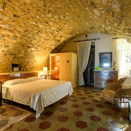 In Riva Al Lago Di Iseo Residenza Loft Marone Buitenkant foto