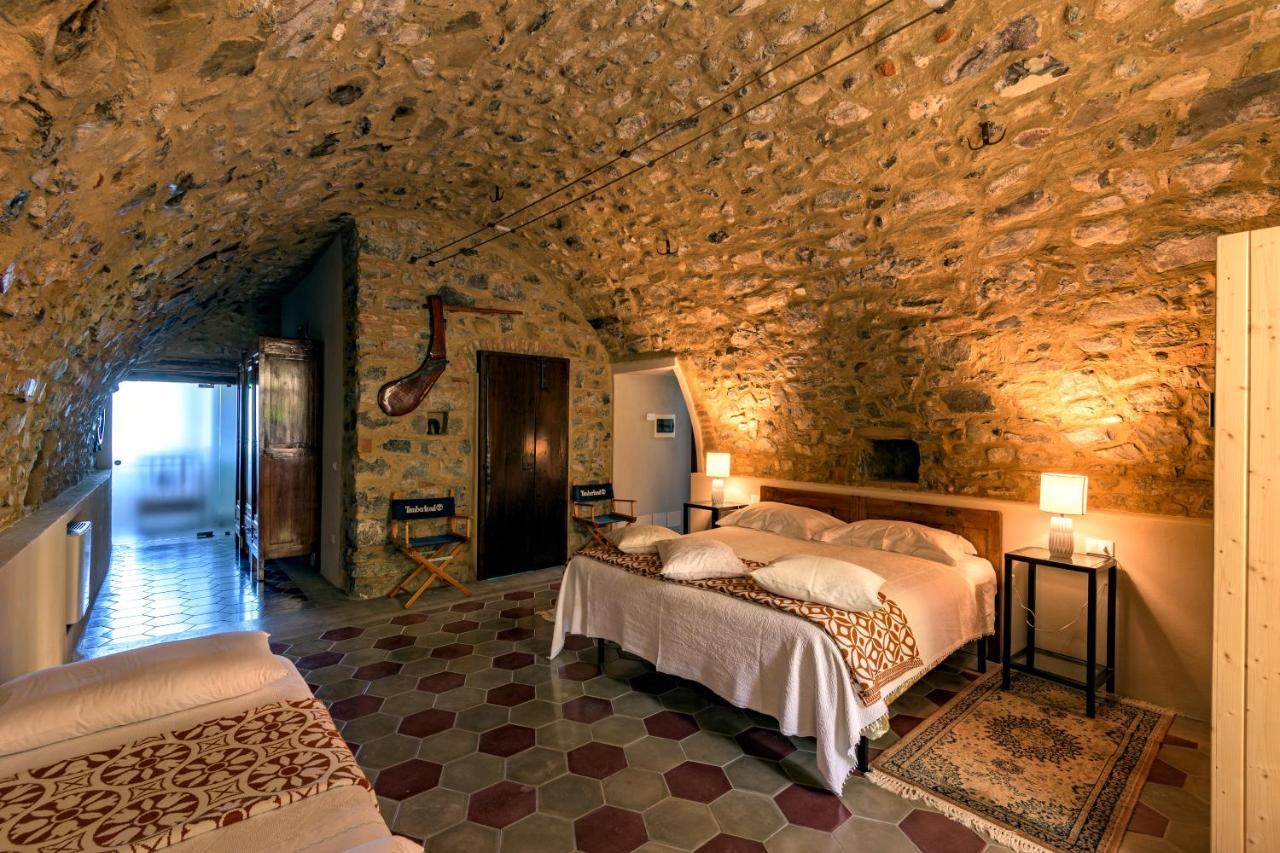 In Riva Al Lago Di Iseo Residenza Loft Marone Buitenkant foto