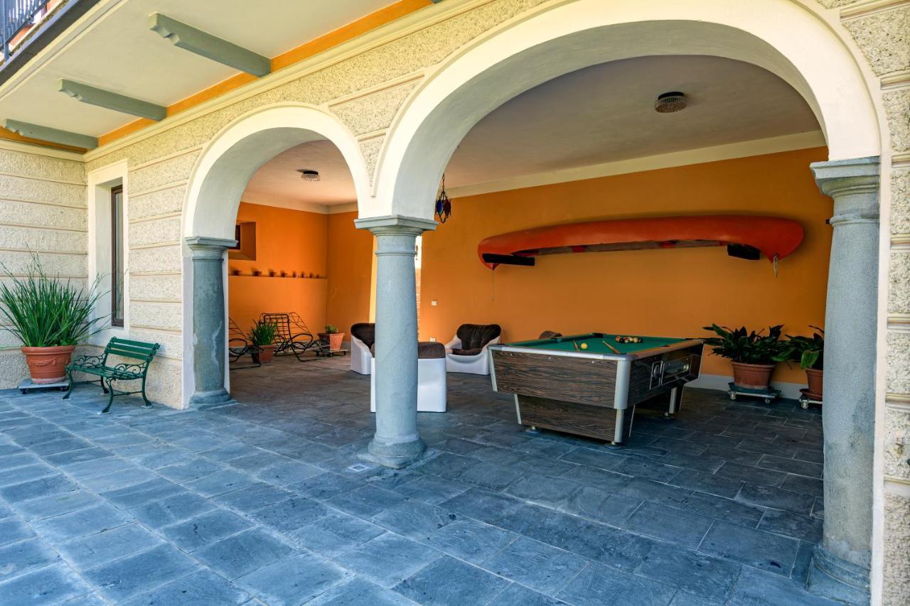 In Riva Al Lago Di Iseo Residenza Loft Marone Buitenkant foto