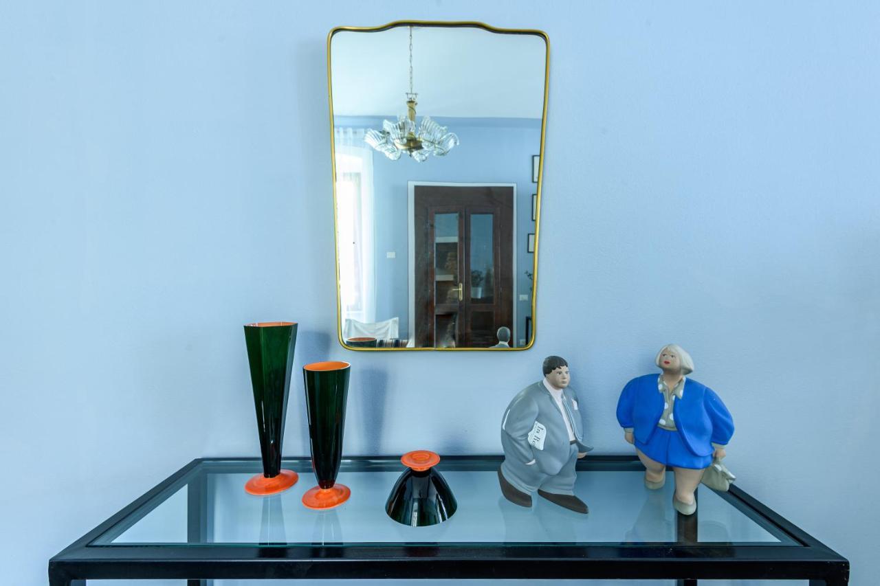 In Riva Al Lago Di Iseo Residenza Loft Marone Buitenkant foto