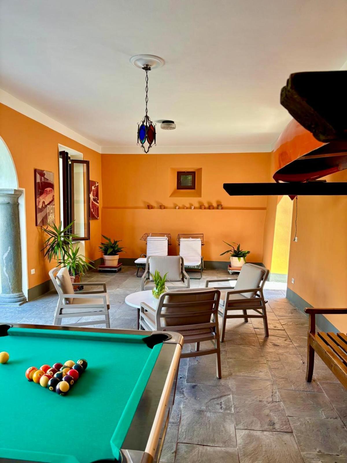 In Riva Al Lago Di Iseo Residenza Loft Marone Buitenkant foto